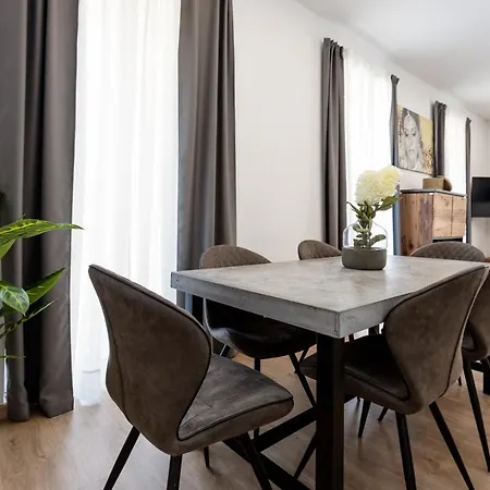 Pinzon Studios & Penthouse Alicante Exterior photo