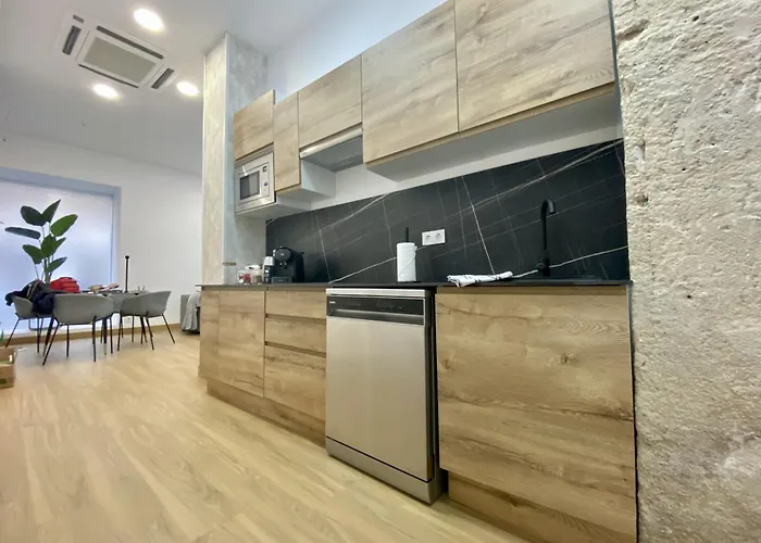 Pinzon Studios & Penthouse